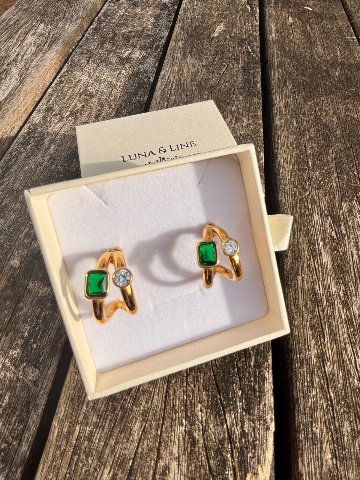 The Verona Twin Hoops