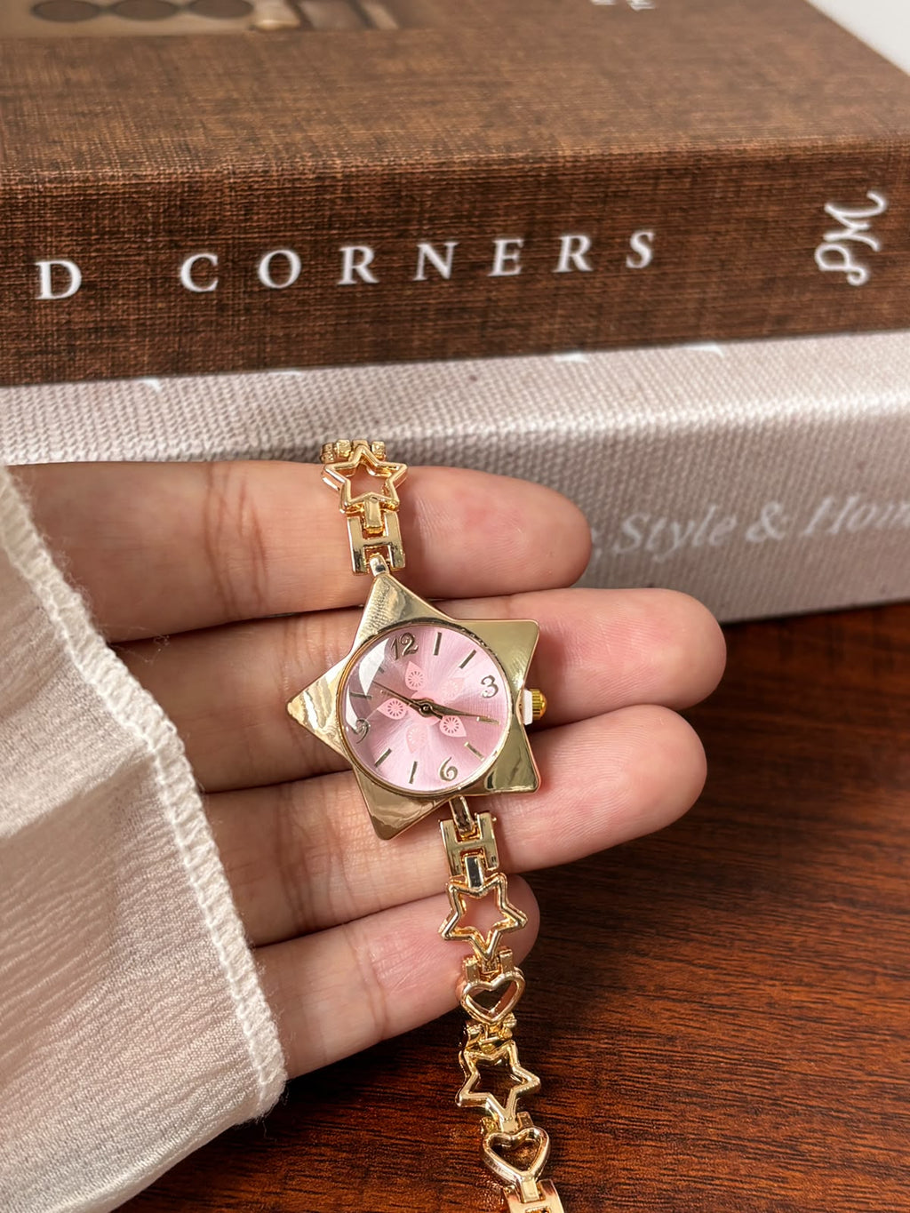 Celestial Star Bracelet Watch - Pink & Golden