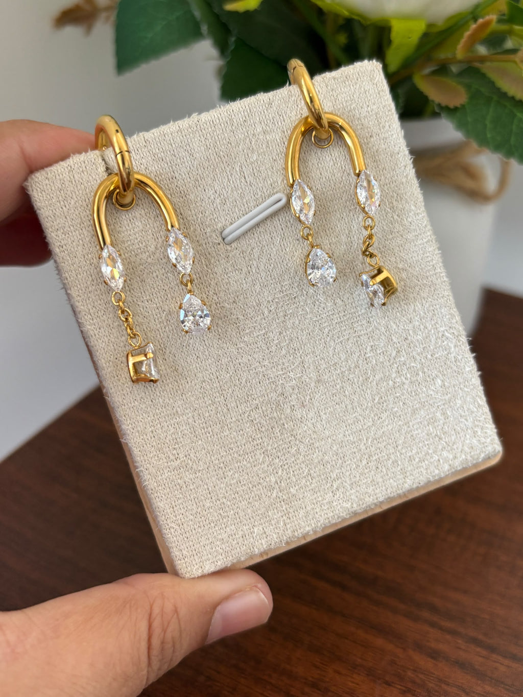 Gemma Arch Drops Earrings